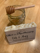 Load image into Gallery viewer, Turmeric Oats & Honey